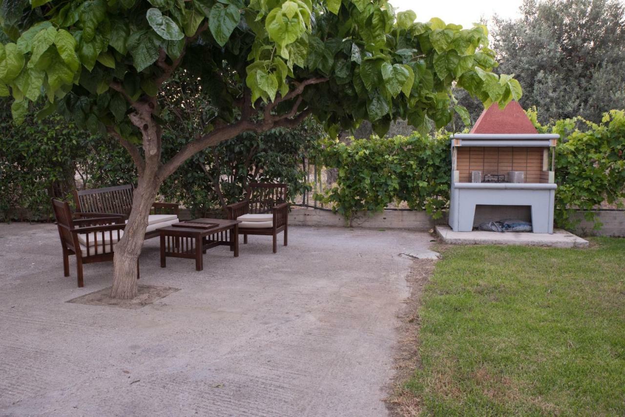 Villa Epavlis Haraki Exterior foto